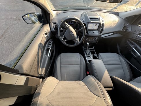 Used 2018 Ford Escape SE w/ SE Sport Appearance Package image 39