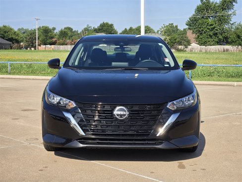Used 2024 Nissan Sentra SV image 2