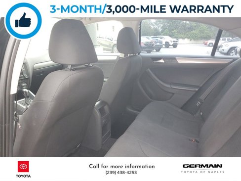 Used 2016 Volkswagen Jetta SE image 23