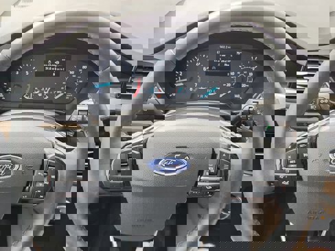 Used 2022 Ford Escape SEL image 18