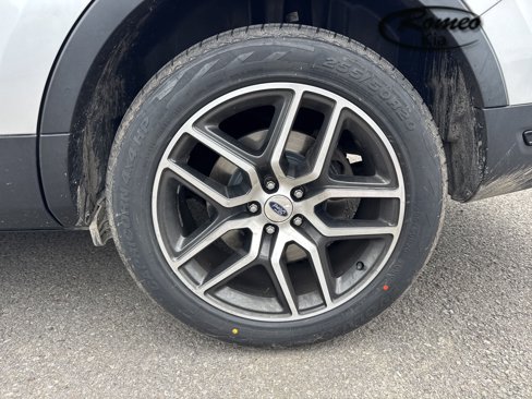 Used 2018 Ford Explorer Sport w/ Equipment Group 401A image 37