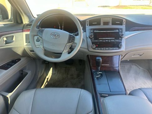 Used 2012 Toyota Avalon image 13