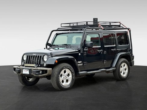 Used 2014 Jeep Wrangler Unlimited Sahara image 3