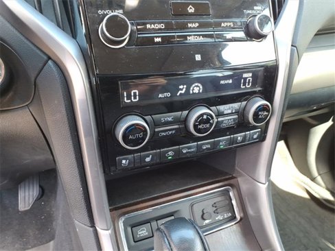 Used 2021 Subaru Ascent Touring w/ Popular Package #2A image 18