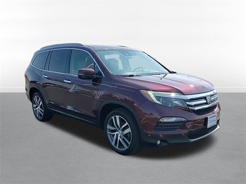 Used 2017 Honda Pilot Elite image 3