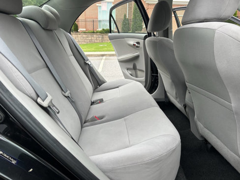 Used 2010 Toyota Corolla image 20