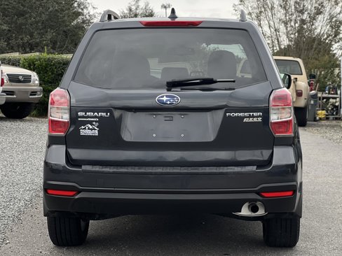 Used 2016 Subaru Forester 2.5i Premium w/ All-Weather Package image 4