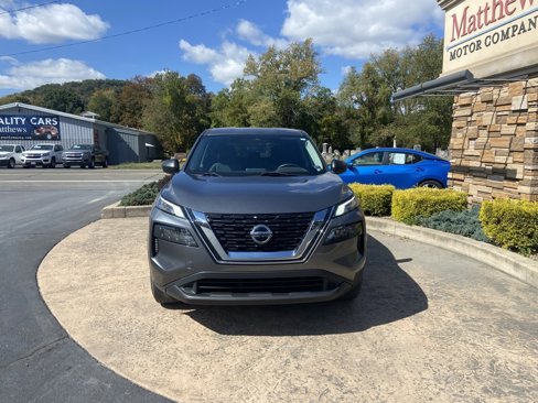 Used 2021 Nissan Rogue S image 2