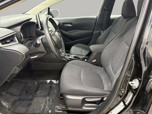 Used 2021 Toyota Corolla LE image 9