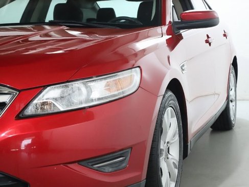 Used 2011 Ford Taurus SEL w/ 201A Rapid Spec Order Code image 5