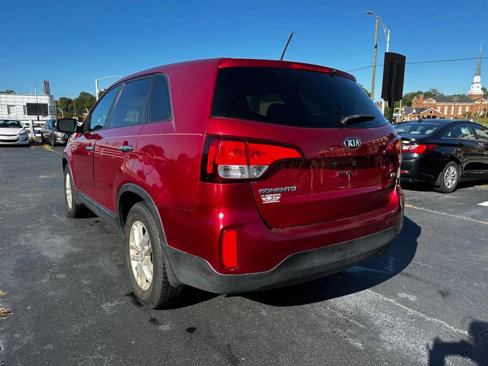 Used 2015 Kia Sorento LX image 4