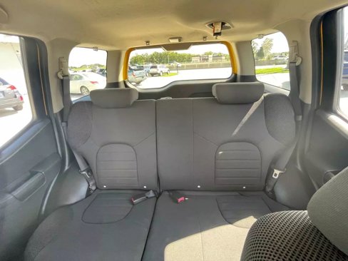 Used 2006 Nissan Xterra X image 14