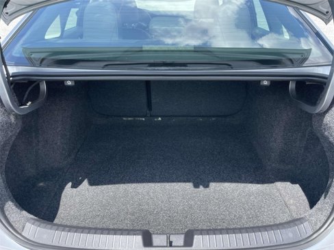 Certified 2019 Volkswagen Jetta SEL w/ Cold Weather Package image 13