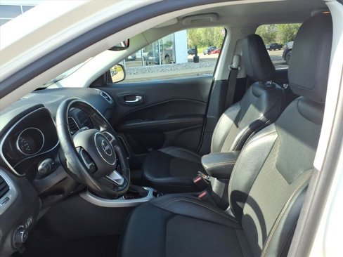 Used 2021 Jeep Compass Latitude w/ Convenience Group image 11