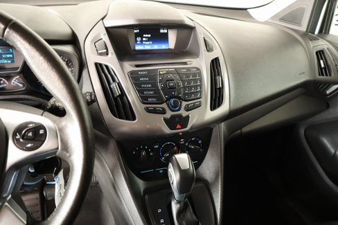Used 2017 Ford Transit Connect XLT image 5