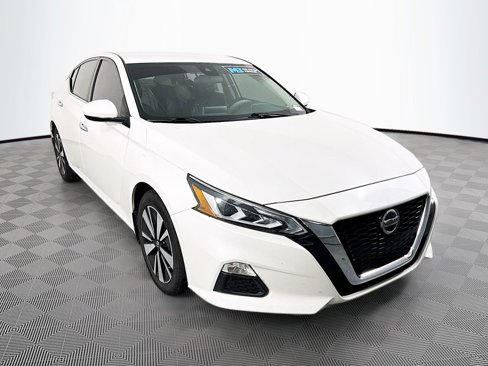 Used 2022 Nissan Altima 2.5 SV image 3
