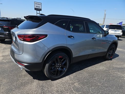 New 2025 Chevrolet Blazer LT w/ Redline Edition image 7