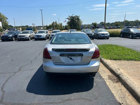 Used 2007 Pontiac Grand Prix w/ Sun And Sound Package image 7