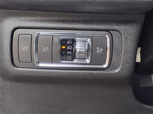Used 2021 Lincoln Corsair FWD image 21