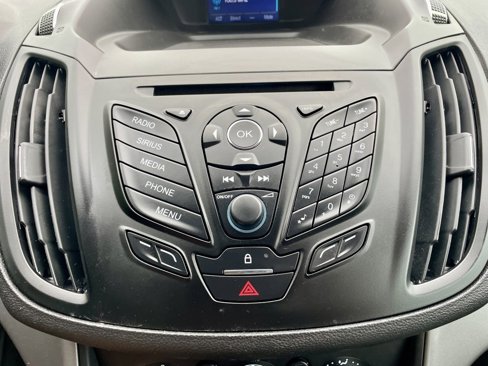 Used 2015 Ford Escape SE image 30