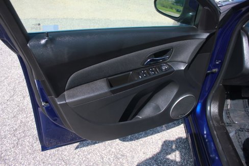 Used 2013 Chevrolet Cruze LT w/ RS Package image 28