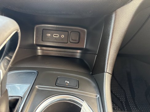 Certified 2023 Chevrolet Equinox LT image 26