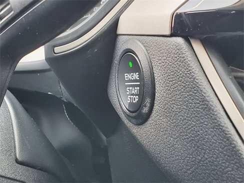 Used 2022 Ford Escape SE image 25