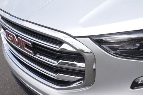 Used 2020 GMC Terrain SLT image 10