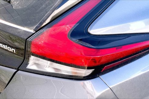 Used 2019 Nissan Leaf SV image 5