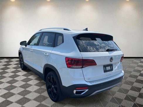 Used 2023 Volkswagen Taos SE image 5