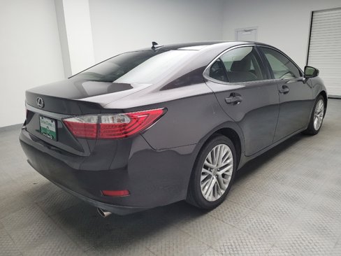 Used 2015 Lexus ES 350 w/ Ultra Luxury Package image 9