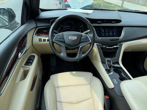 Used 2019 Cadillac XT5 Luxury image 12