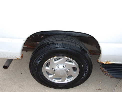 Used 2010 Ford E-250 and Econoline 250 image 36