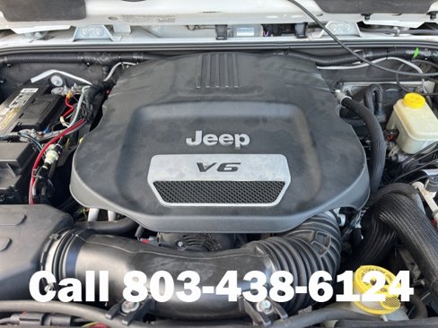 Used 2014 Jeep Wrangler Unlimited Sahara w/ Connectivity Group image 36