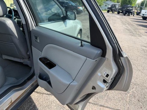 Used 2007 Mercury Montego Premier image 16