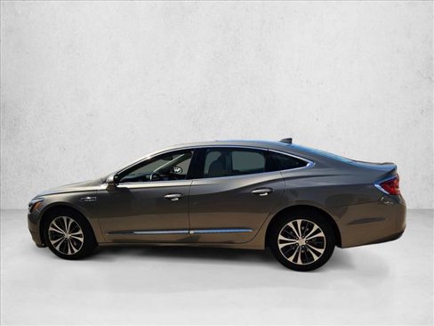 Used 2017 Buick LaCrosse Preferred image 8
