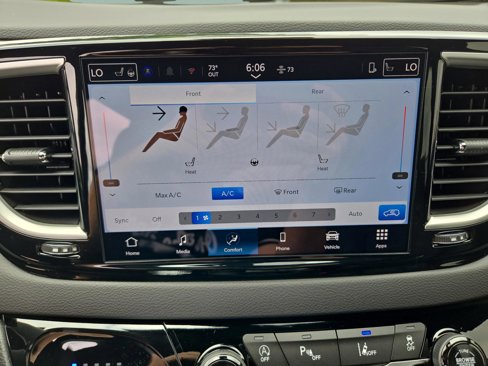 New 2026 Chrysler Voyager LX image 17