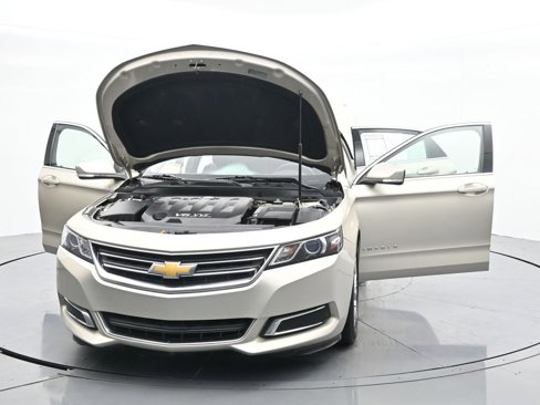Used 2014 Chevrolet Impala LT w/ Premium Seating Package image 43
