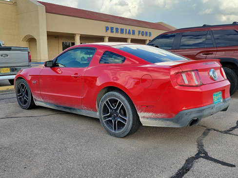 Used 2012 Ford Mustang GT w/ Security Pkg image 2