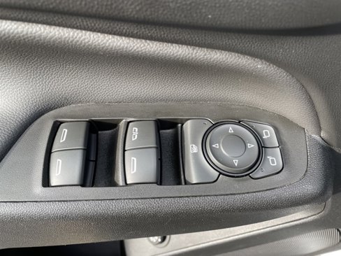 Used 2022 Chevrolet Equinox LT image 12