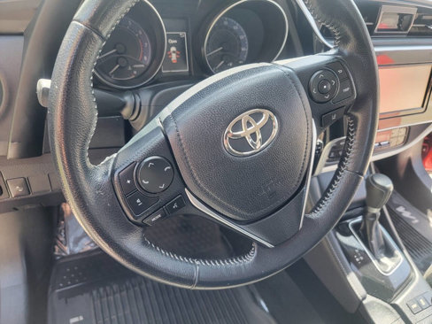 Used 2018 Toyota Corolla iM image 15