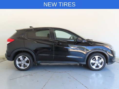 Used 2022 Honda HR-V LX image 2