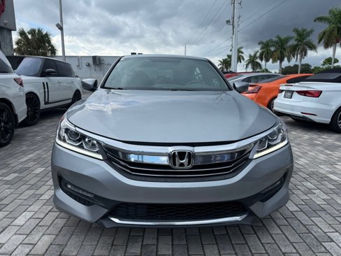 Used 2016 Honda Accord Sport image 2