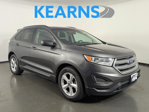 Used 2018 Ford Edge SE image 1
