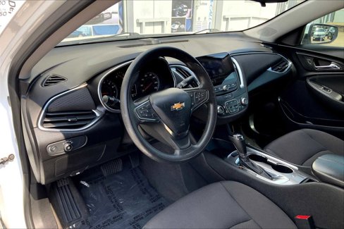 Used 2020 Chevrolet Malibu LT image 17