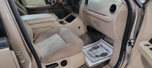 Used 2003 Ford Expedition XLT image 15