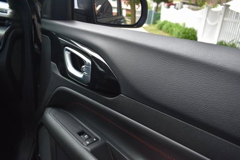 Used 2024 Jeep Compass Trailhawk image 21