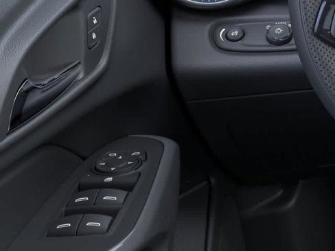 New 2025 Chevrolet Trax LS w/ LS Convenience Package image 22