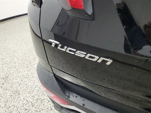 Used 2022 Hyundai Tucson SE image 5