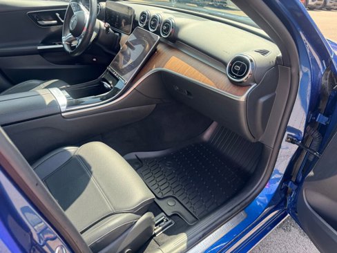 Used 2023 Mercedes-Benz C 300 4MATIC Sedan image 21